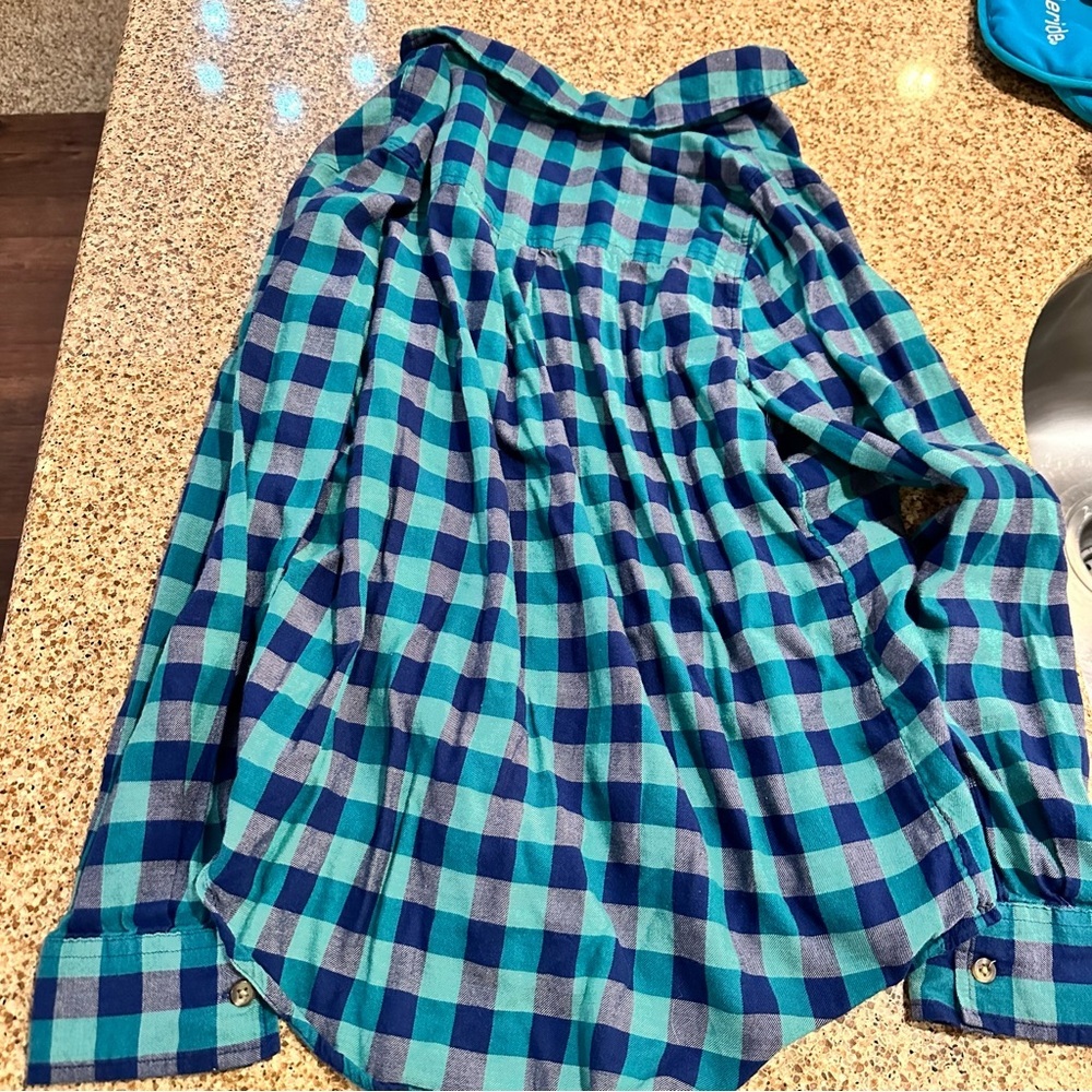 SO Favorite Shirt Plaid Flannel Shirt size Medium - Picture 2 of 3
